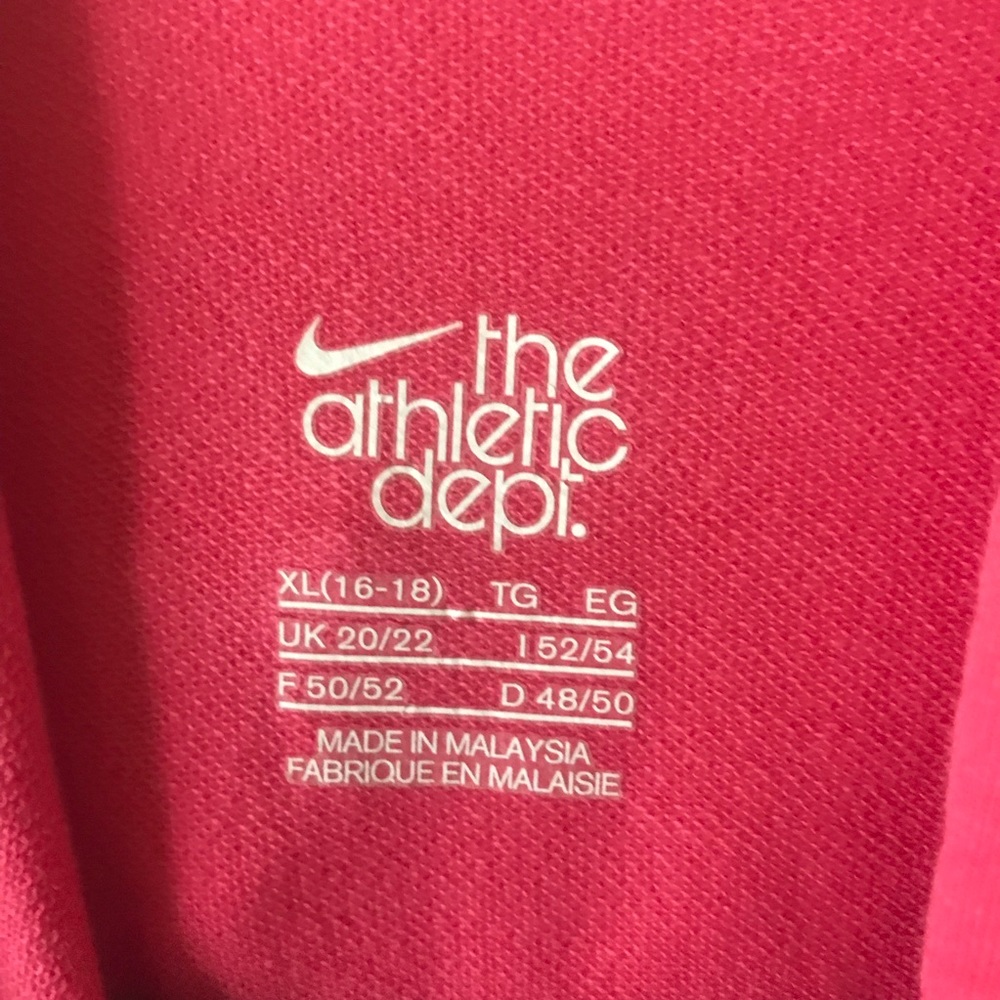 Nike Shirt - Picture 2 of 3